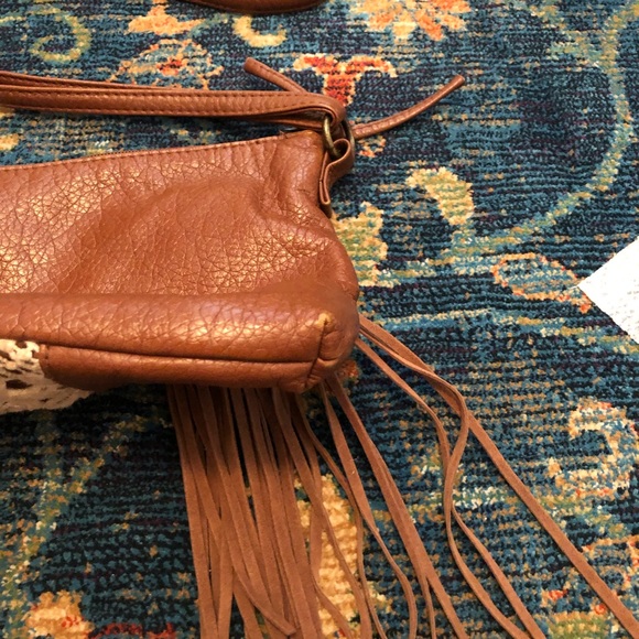 Fringed shoulder bag - Picture 3 of 5